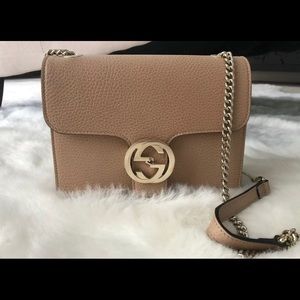 Gucci Interlocking Padlock GG Beige Crossbody Bag. 100% authentic!